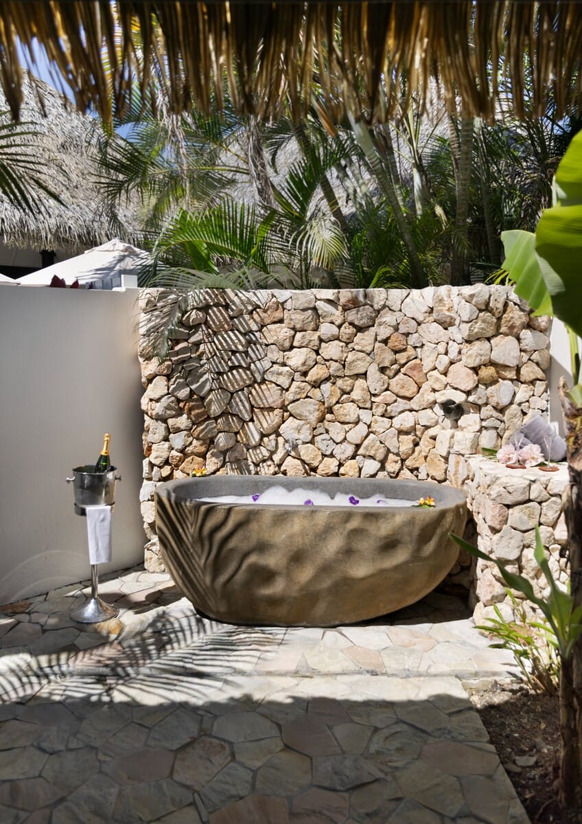 Sofitel Spa soaking tub