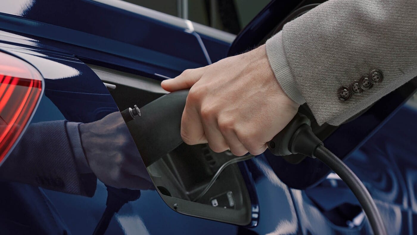 Fletcher Jones 1920x1920-Q4_2021_2770