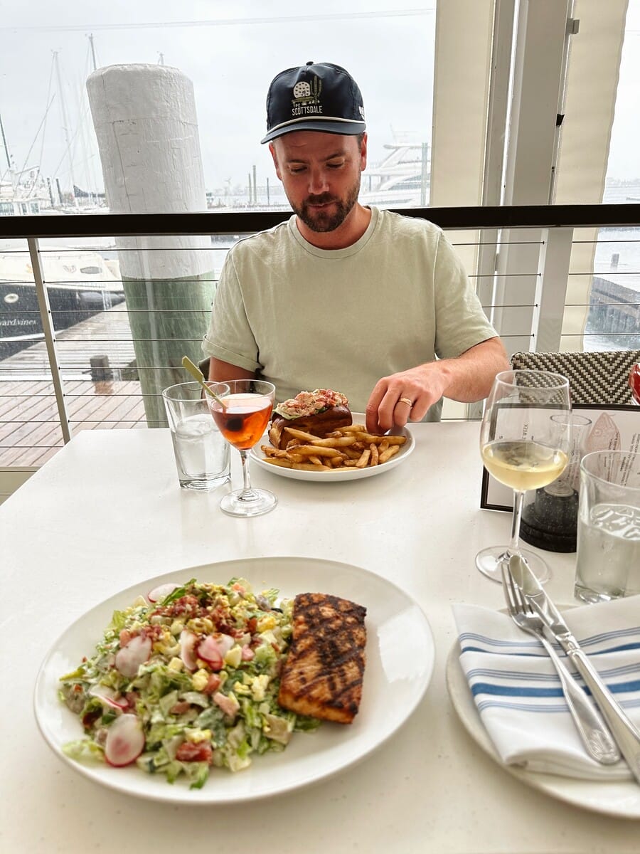 Breeze Airways Tezza-8002