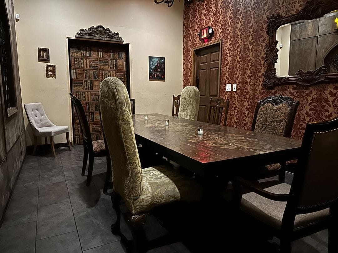 The Cauldron Bar (2)