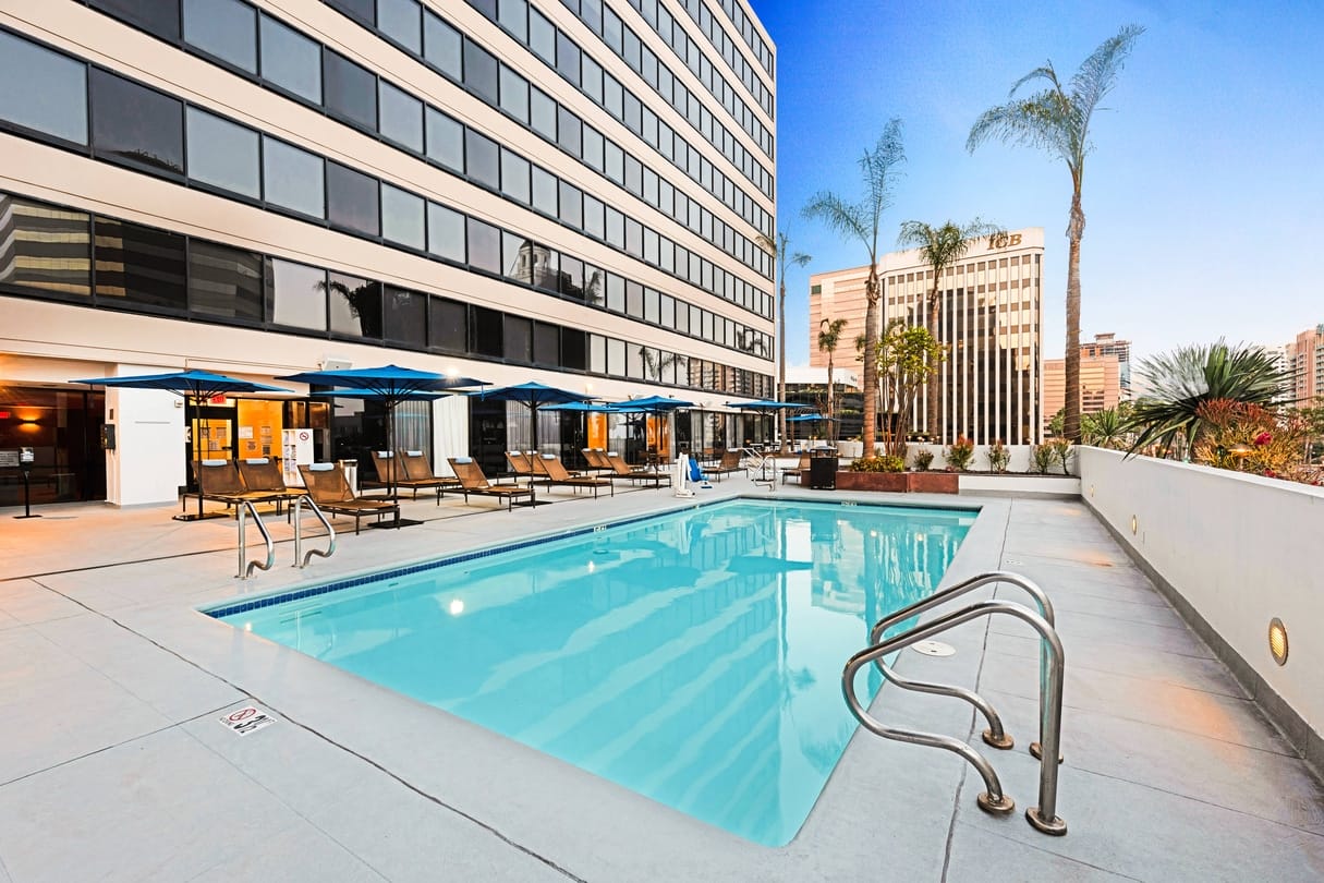 Renaissance Long Beach Hotel lgbrn-outdoor-pool-1274-hor-clsc