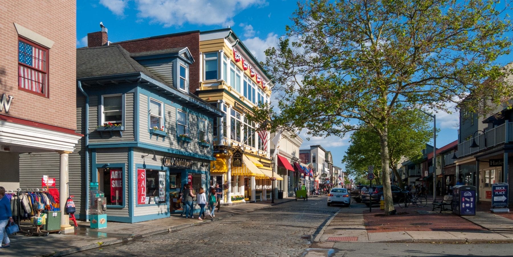 Thames Street-Newport-min