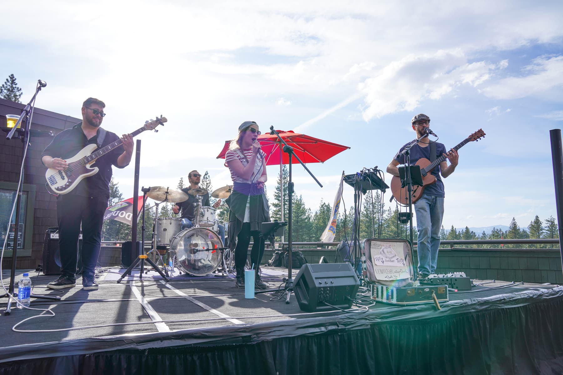 032622_Heavenly_LAT38LiveMusic_JackMorris-1800x1200-144dd38a-6d24-4566-abd5-0188baa64e71-min