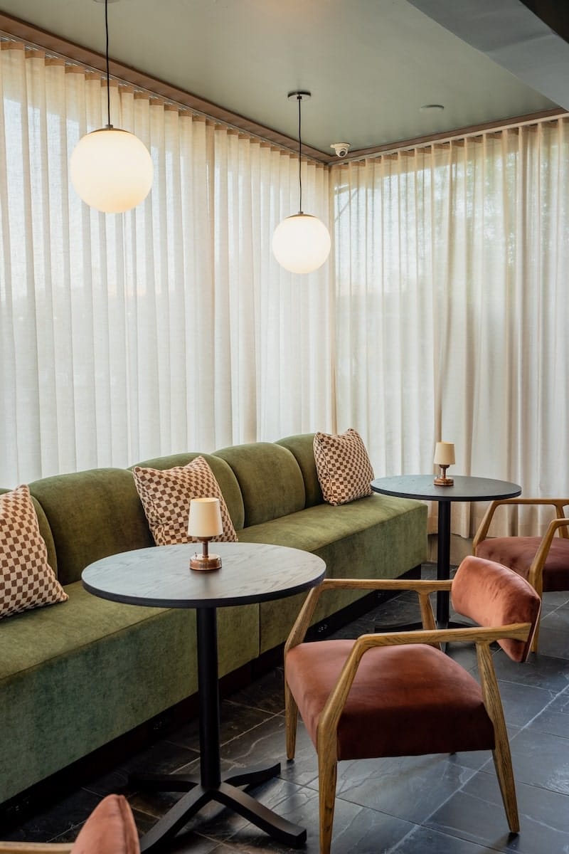 Lounge-Ponyboy_KimberlyMotos(11of12)-min