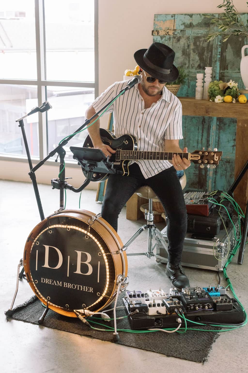 24_carrots_catering_mixer_newport_beach_skyline_peninsula_village_amelia_lyon_026-min