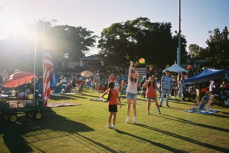 Laguna Hills July 4th Fireworks 0hua351_0hua351-R2-031-14
