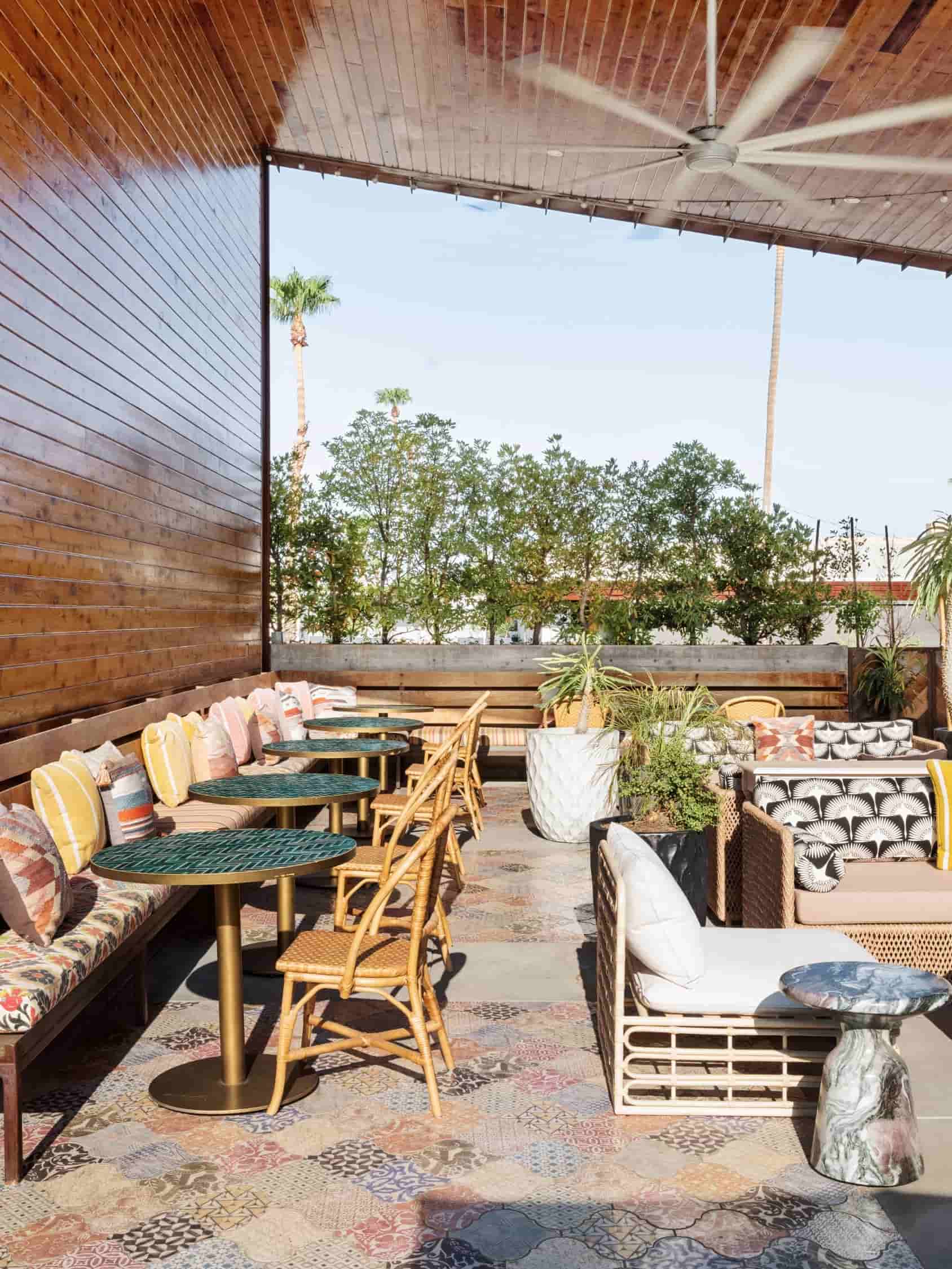 Palm Canyon Swim & Social 32_arrive_palmsprings_renovated-min