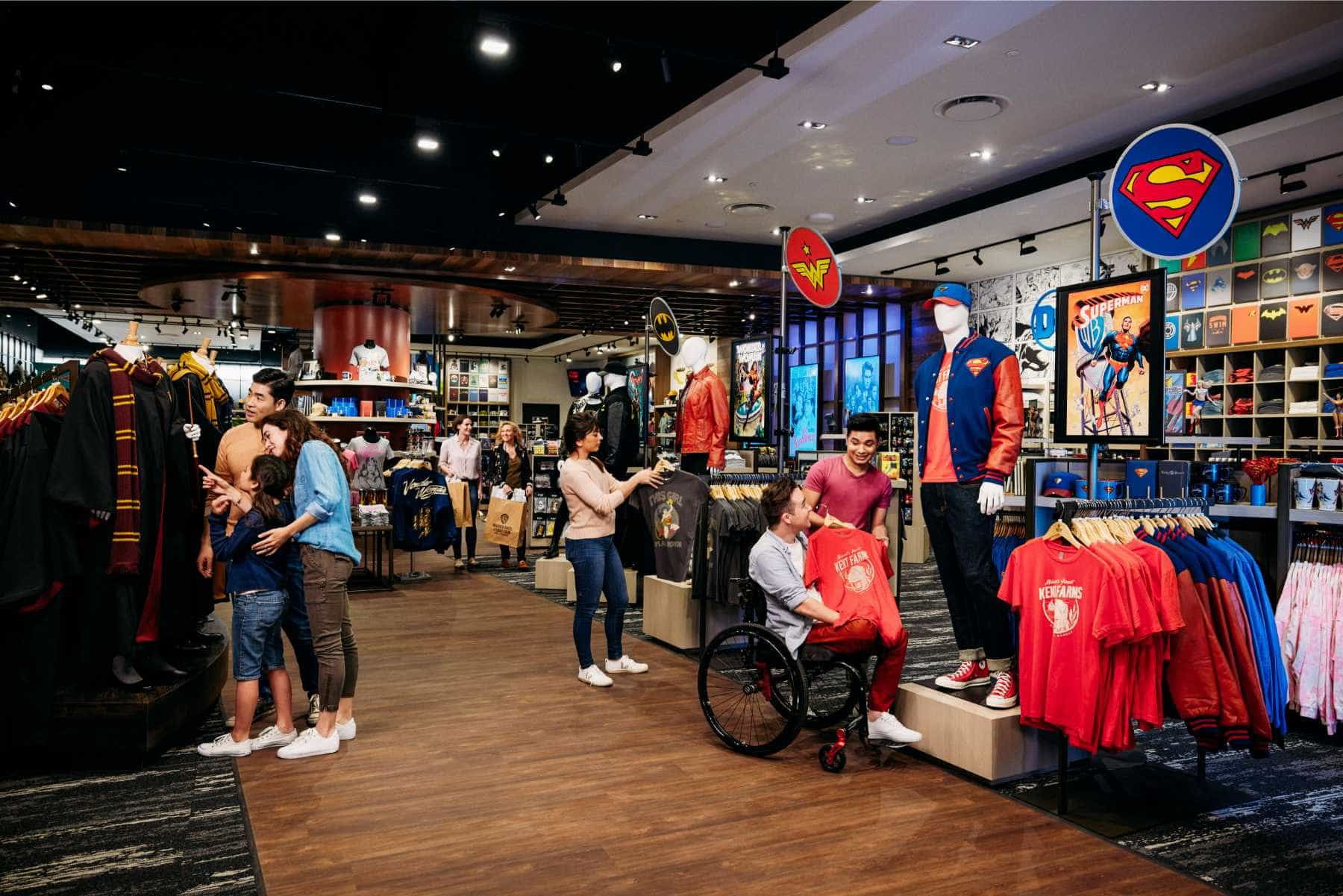 Universal Studios Hollywood WBSTH - Warner Bros. Studio Store-min