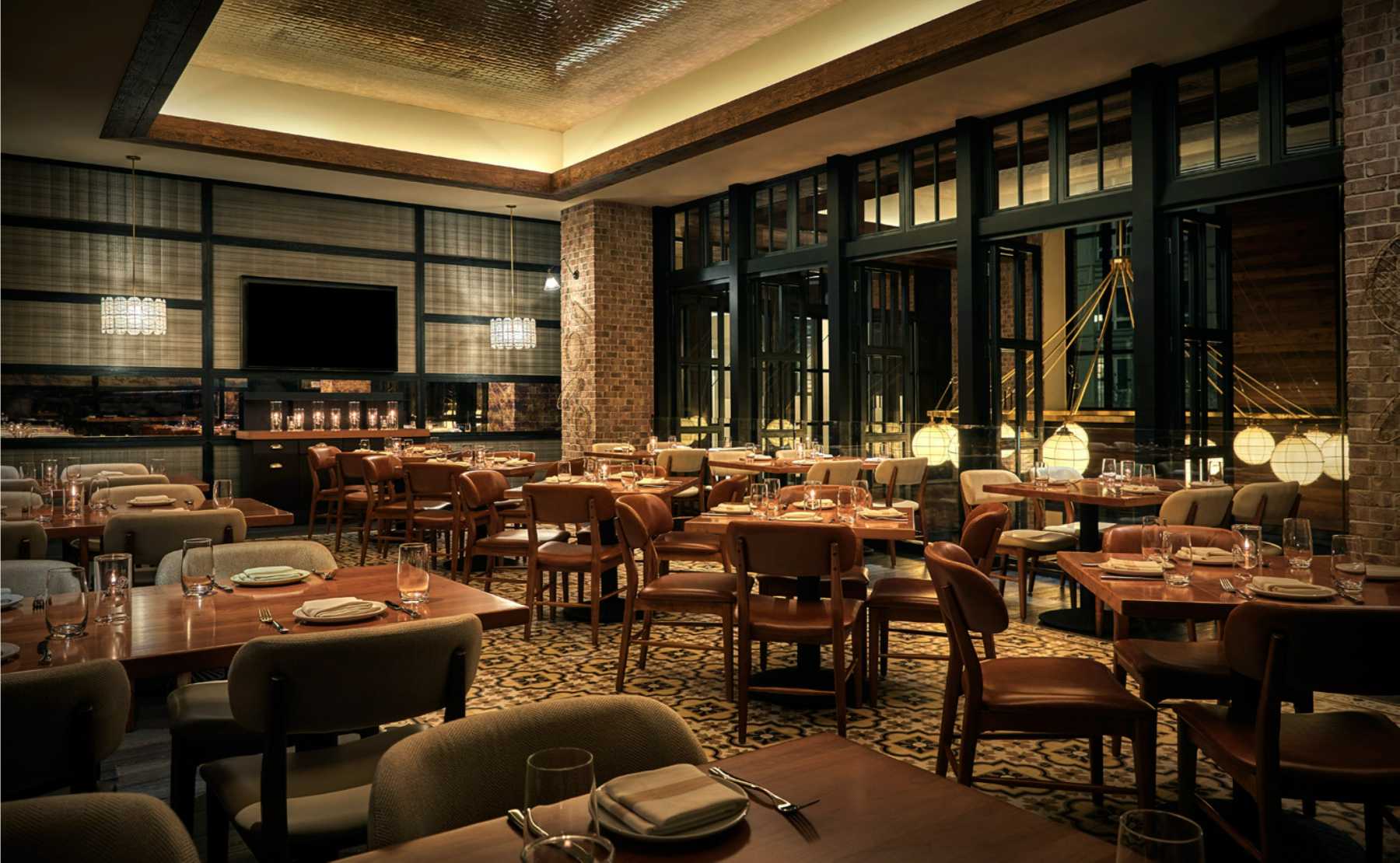 Lionfish Modern Coastal Cuisine - interior_photo credit Christian Horan