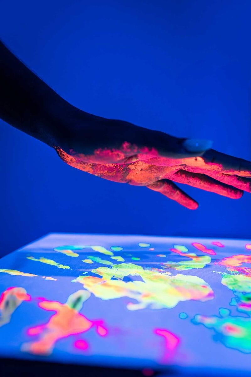 Neon Brush Experience 527783-PAINT_IN_THE_DARK_MK1_AV-109_erimwn-e55101-original-1709061326