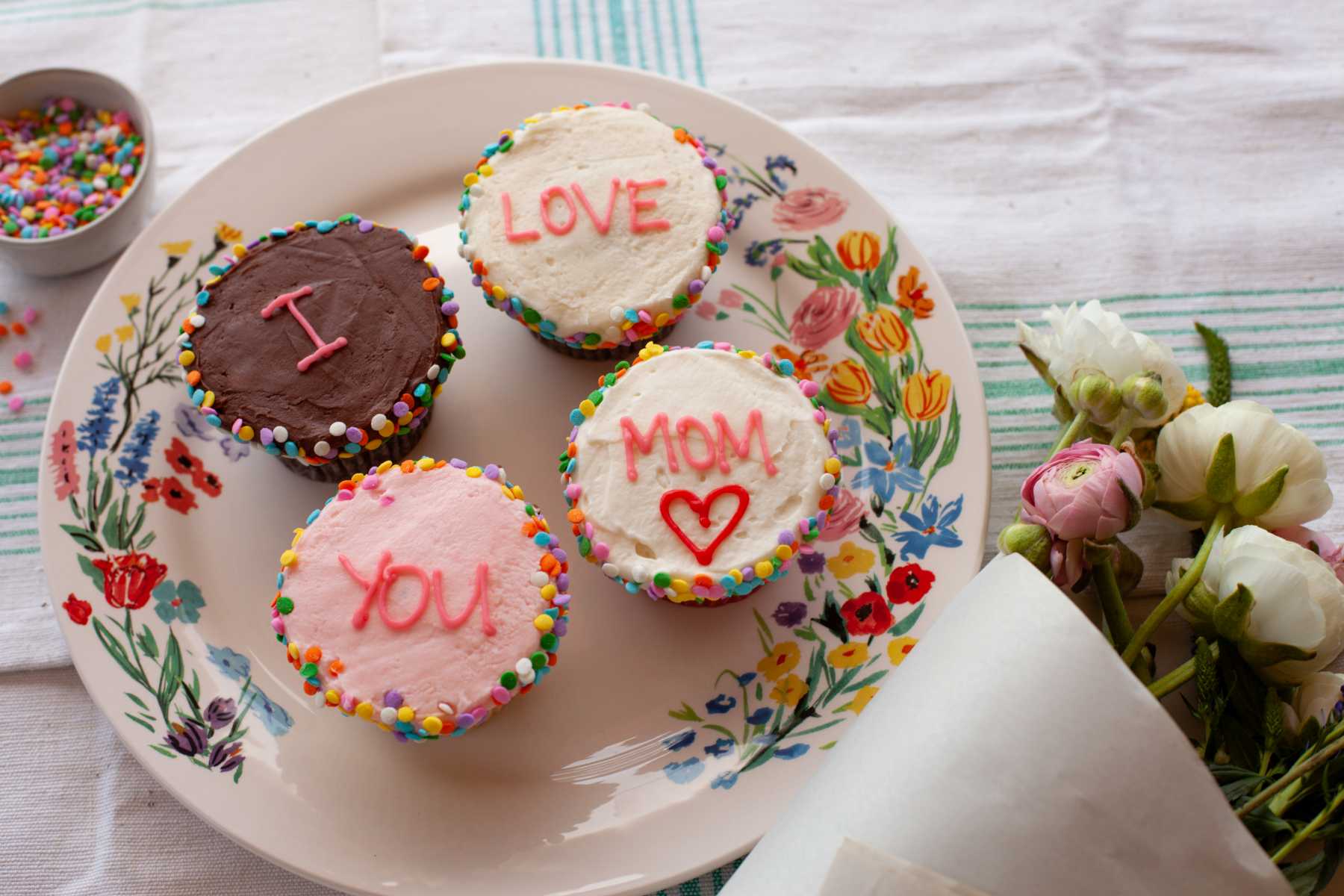 SusieCakes Mothers Day-352