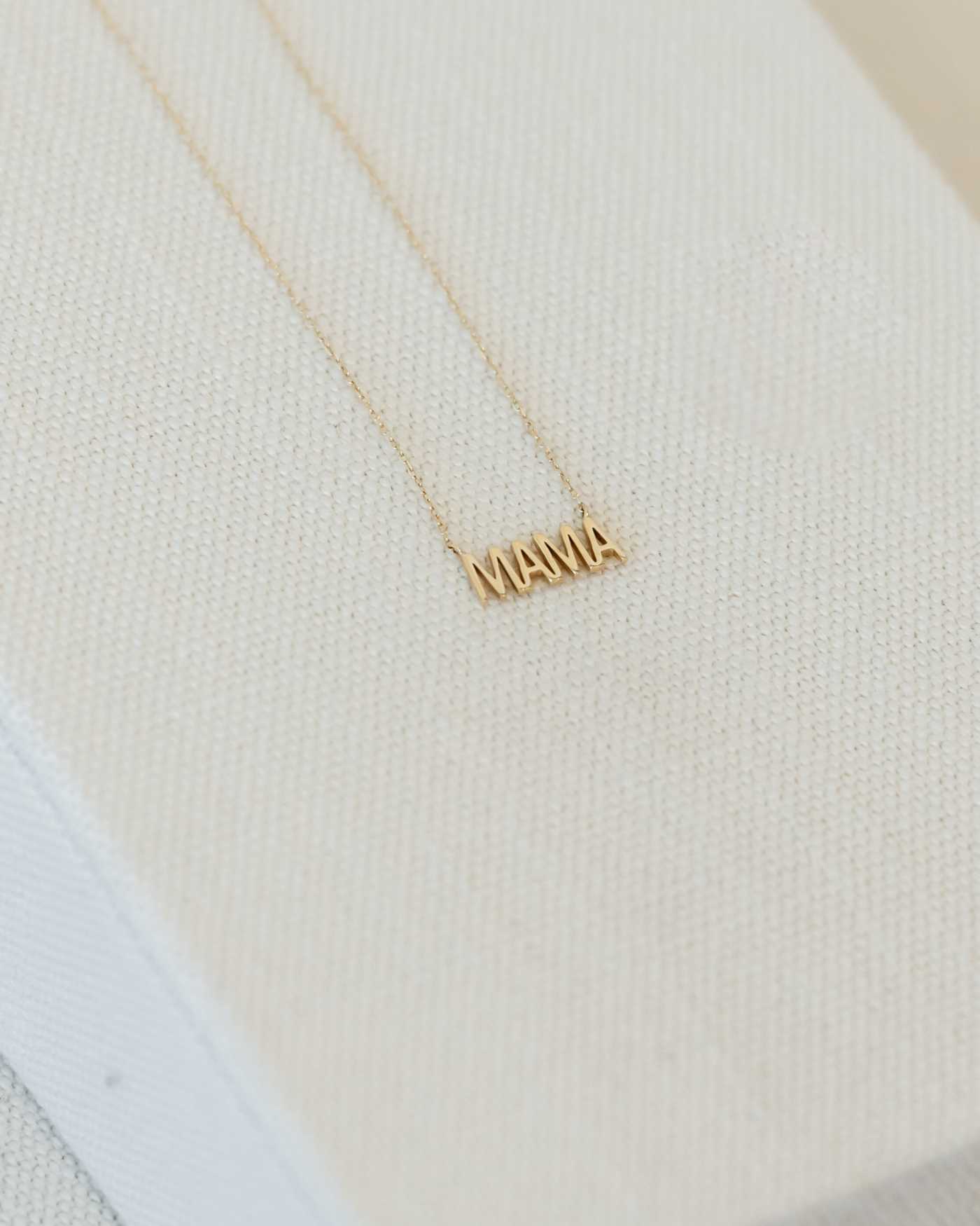 thenixcompany-theforumcarlsbad-gorjana2