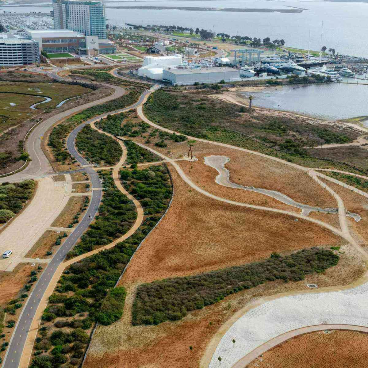 729544173-sweetwater_1x1-1-2