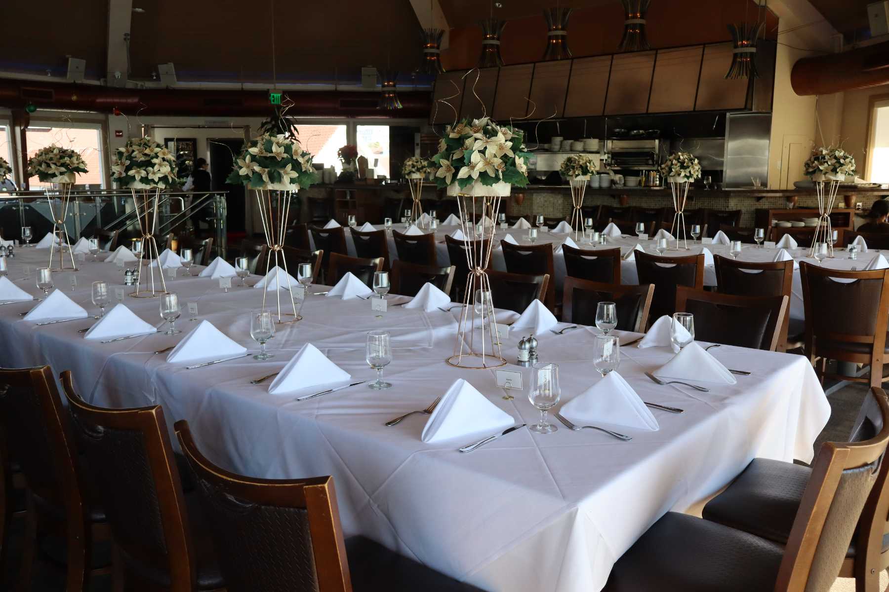 Parkers’ Lighthouse QV white BQT