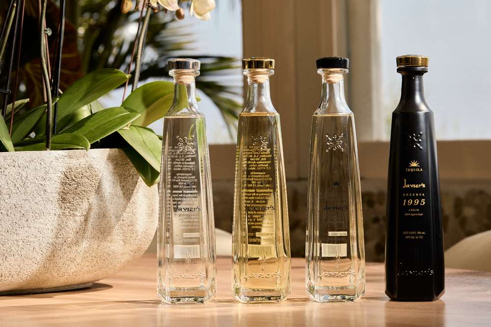 20250812-Javiers-Newport-Timothy-Kwon- 33