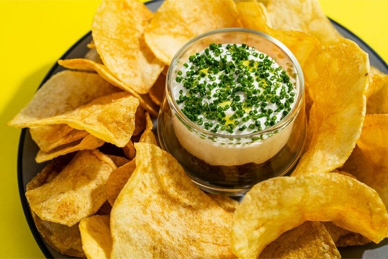 Chick & Hawk Food-ChipDip1
