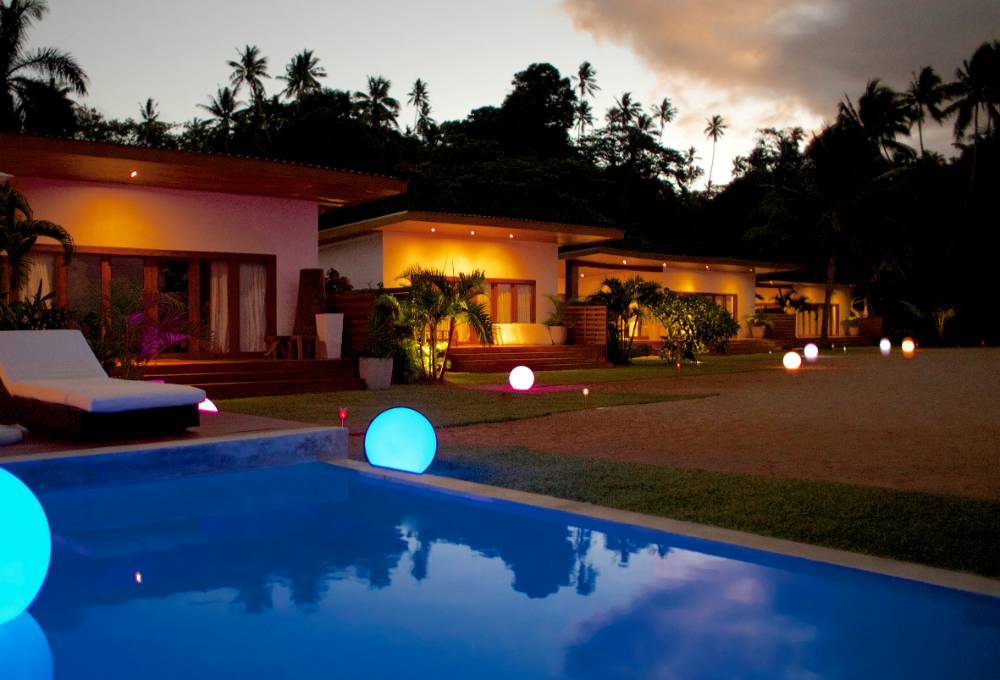 Tides Reach Resort Rooms with light up balls