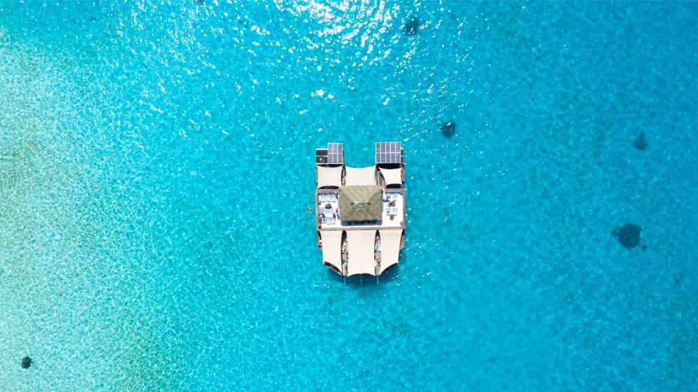 Tourism Fiji Cloud 9101919-56