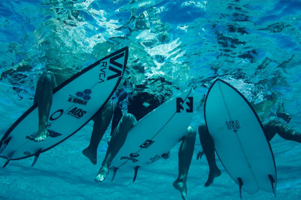 Tourism Fiji Cloudbreak 102091-56